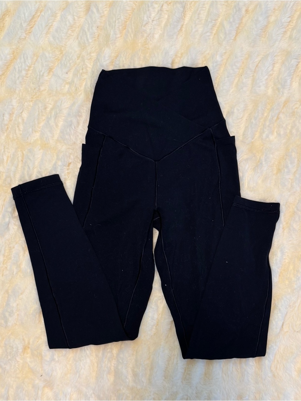 Aerie offline crossover legging with pockets